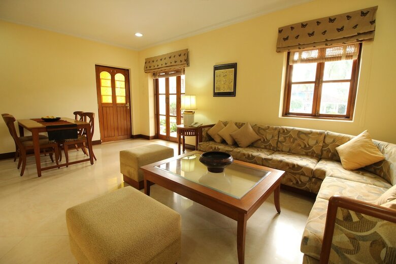 Oyo 10785 Home Bright 1 Bhk Sunset Beach