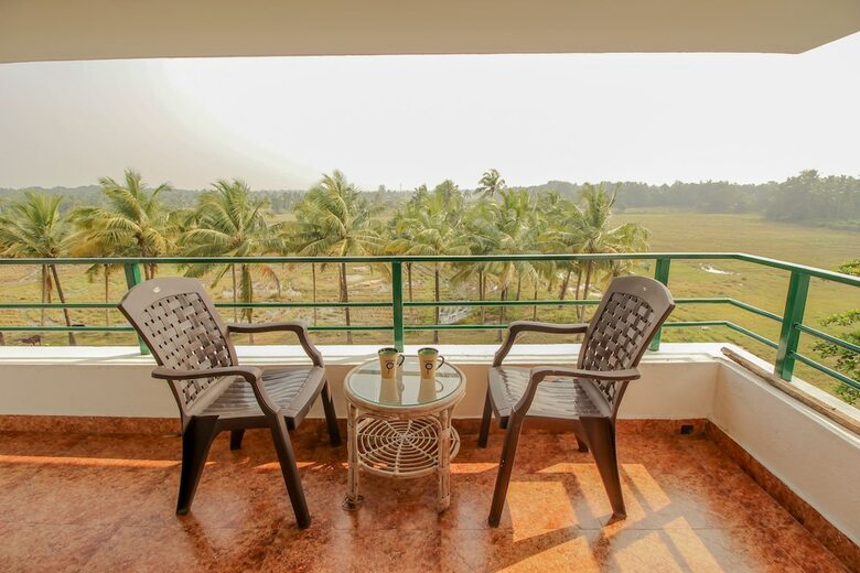 Apartamentos Oyo 9881 Home Pool View 2bhk Varca Beach