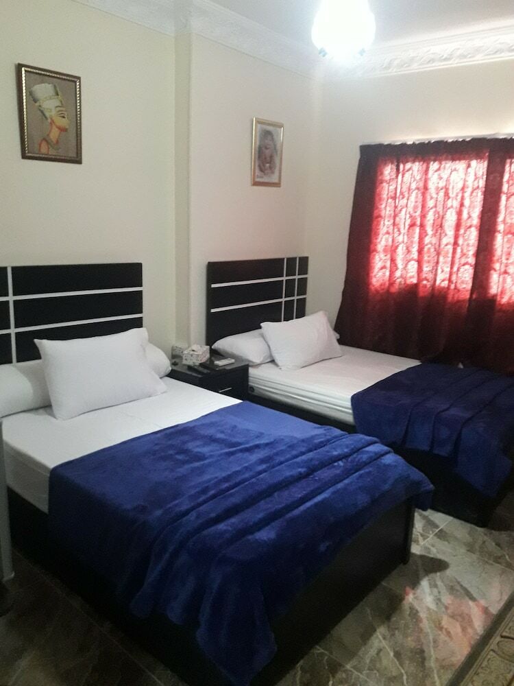Bed & Breakfast Makadi Pyramids View