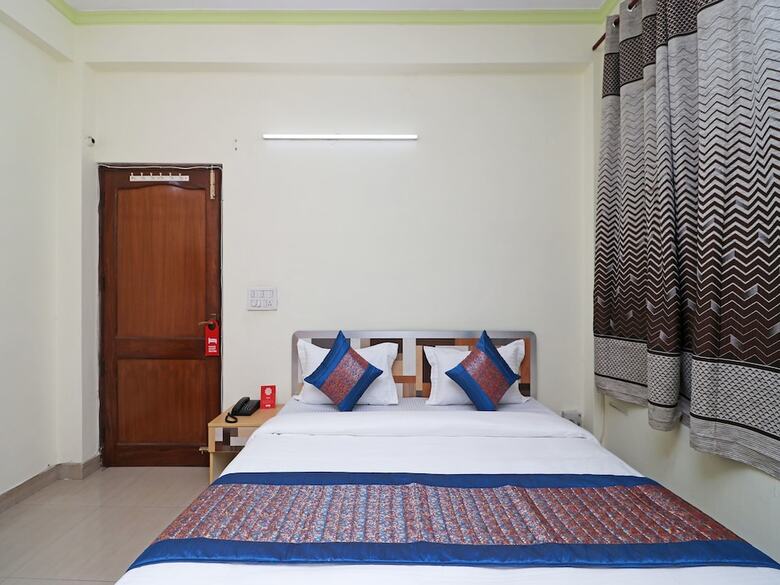 Hotel Oyo 10071 Go Rooms Sector 45