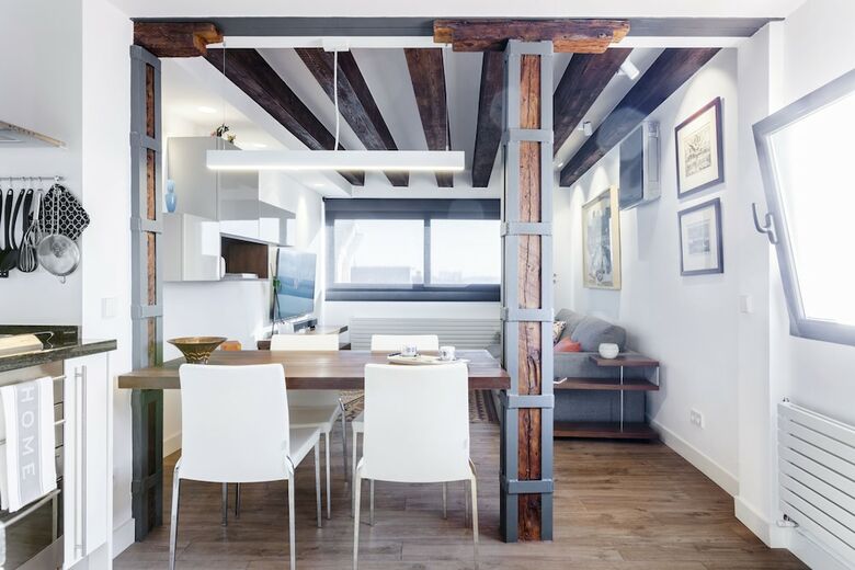 Santa Ana Apartment By Flatsweethome