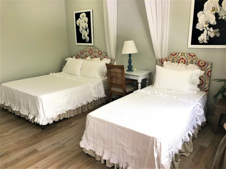 Hotel Serenity By The Sea