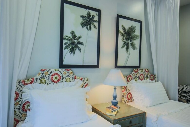 Hotel Serenity By The Sea