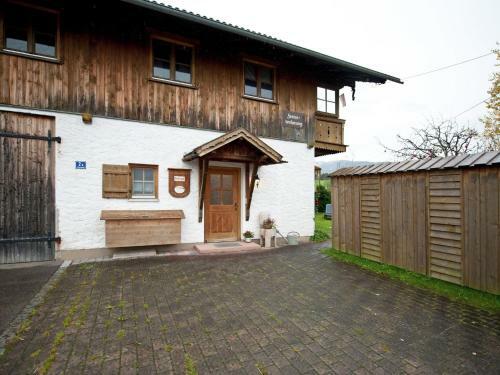Spacious Apartment In Bavaria Near Ski Area