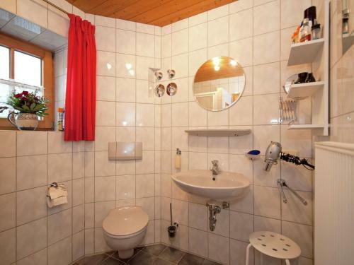 Spacious Apartment In Bavaria Near Ski Area
