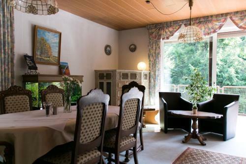 Hostal Haus Am Wasserfall