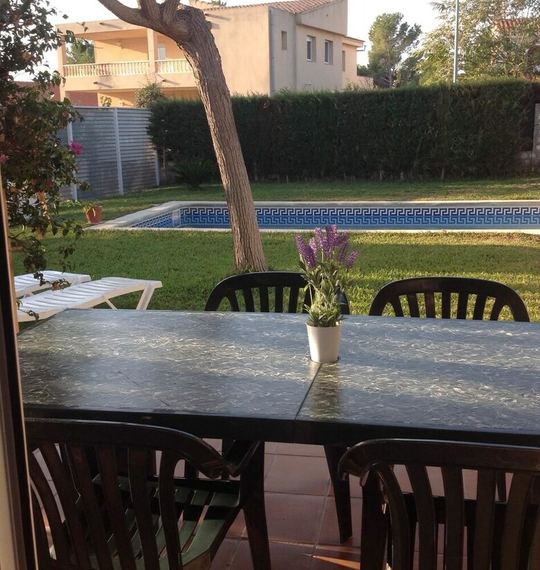 Villa With 3 Bedrooms In Calafat, With Private Pool, Enclosed Garden And Wifi - 300 M From The Beach