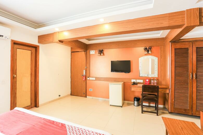 Hotel Oyo Flagship 047 Railway Station Surat