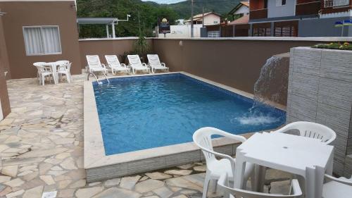 Pereque Praia Hotel