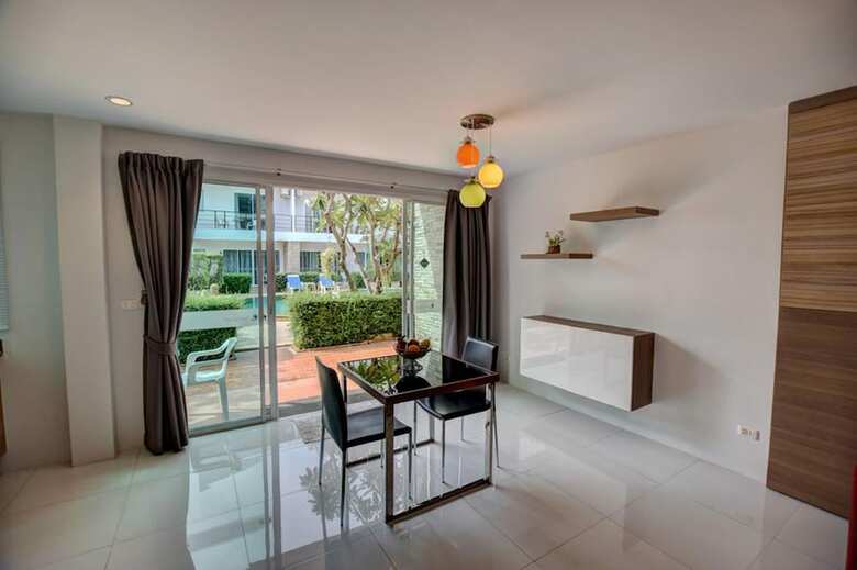 Hotel Pool Access 89 At Rawai
