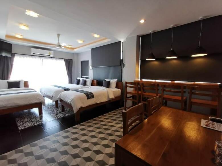 Hotel The Besavana Phuket