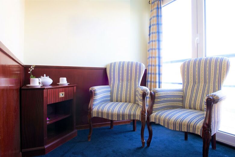 Hotel Bateau H�tel Le Chardonnay