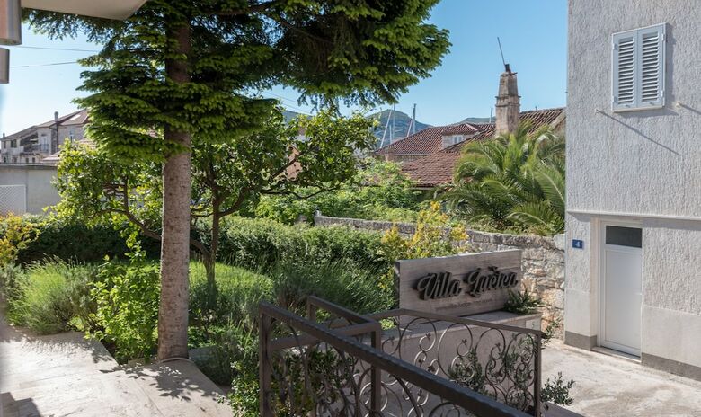 Hotel Villa Lucica Trogir