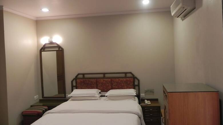 Hotel Aram
