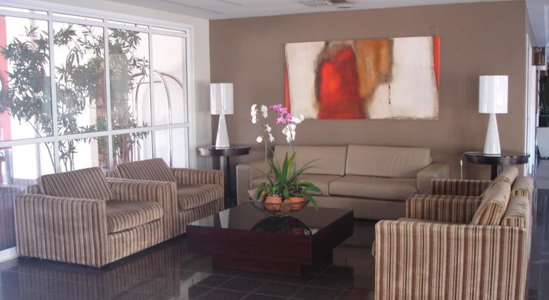 Hotel Comfort Suites Flamboyant