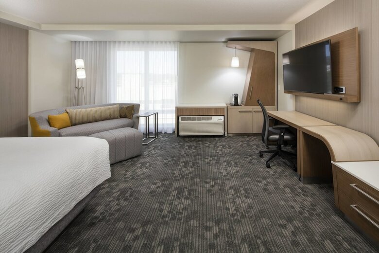 Hotel Courtyard By Marriott Prince George