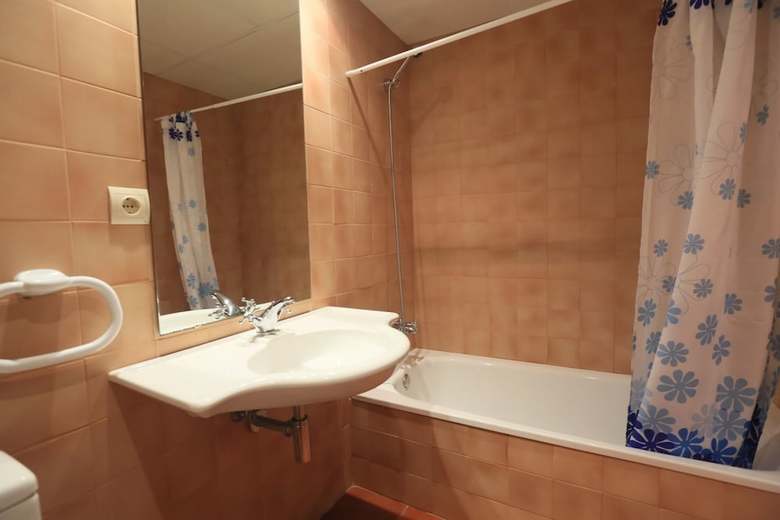 Apartamento Recien Construido Para 8 Personas En Ametlla De Mar