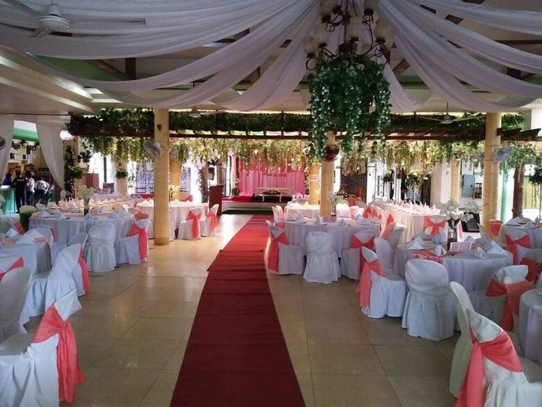 Hotel Endielina's Inland Resort