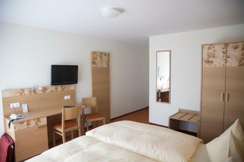 Hostal Gasthaus Merkel Hotel