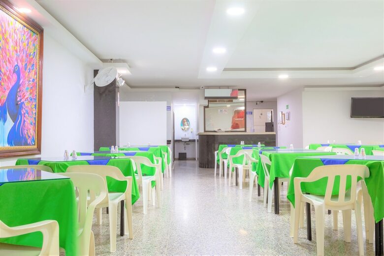 Hotel Ayenda 1511 Sevilla Plaza