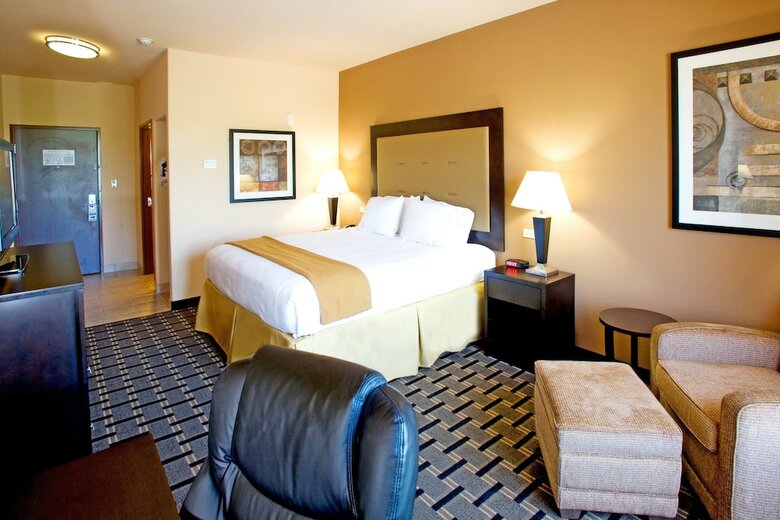 Hotel Holiday Inn Express Suites Beeville
