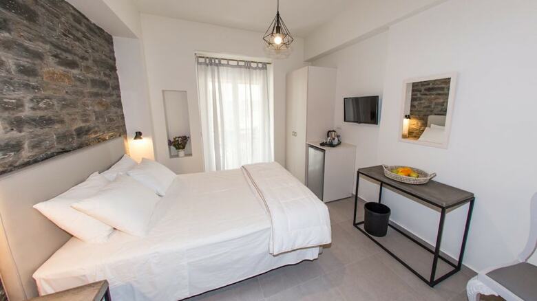 Apartamentos Vourkari Village