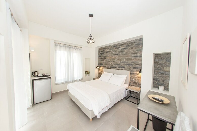 Apartamentos Vourkari Village