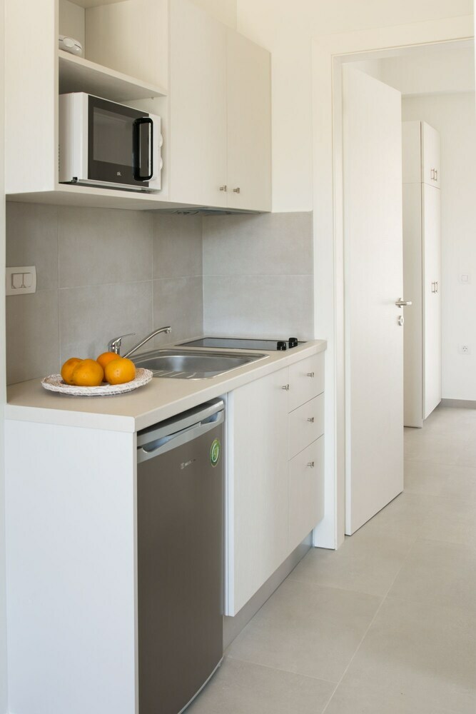Apartamentos Vourkari Village