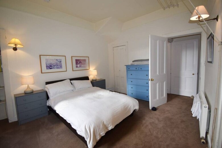 Apartamentos 4 Bedroom Flat In Edinburgh City Centre
