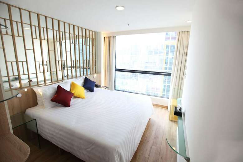 Iw Hotel