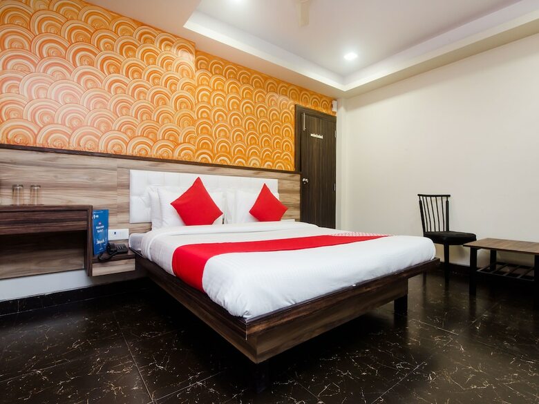 Hotel Oyo 12894 Bunty Residency