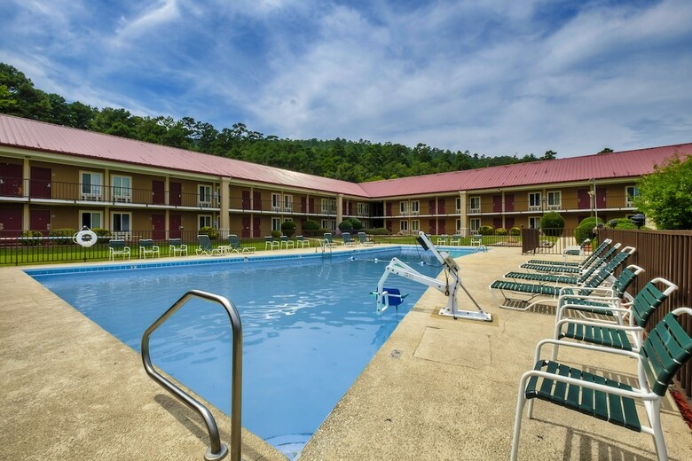 Red Roof Inn Hot Springs
