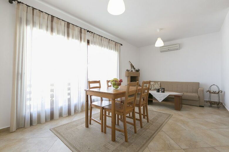 Velia Seaside Apartments