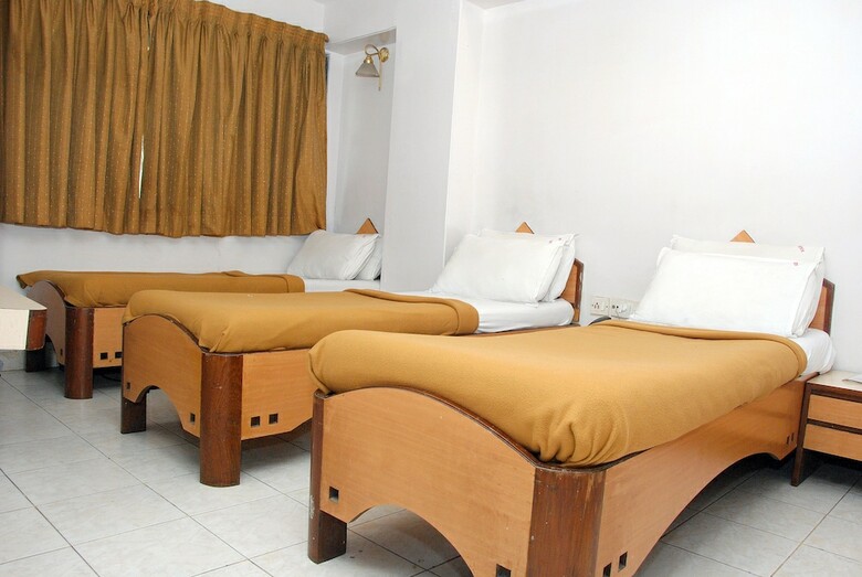 Hotel Kamran Residency