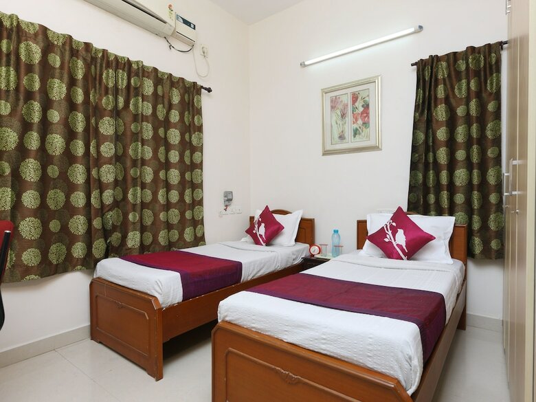 Hotel Oyo 20013 Silverkey Omr