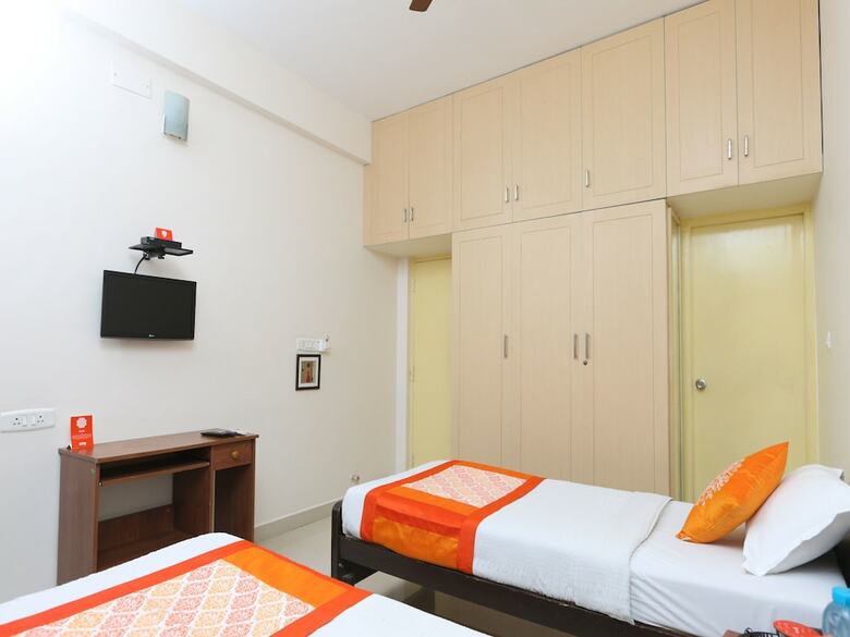 Hotel Oyo 20013 Silverkey Omr