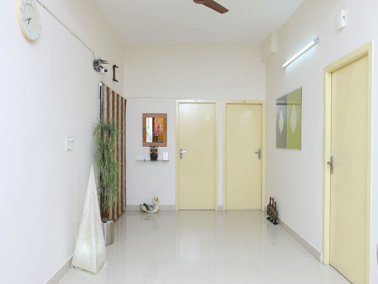 Hotel Oyo 20013 Silverkey Omr