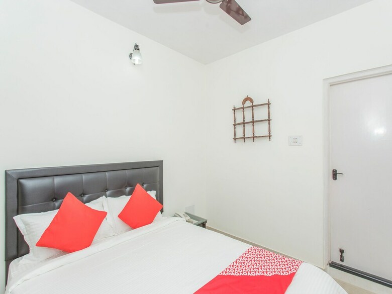 Hotel Oyo 761 Hermitage Apartments