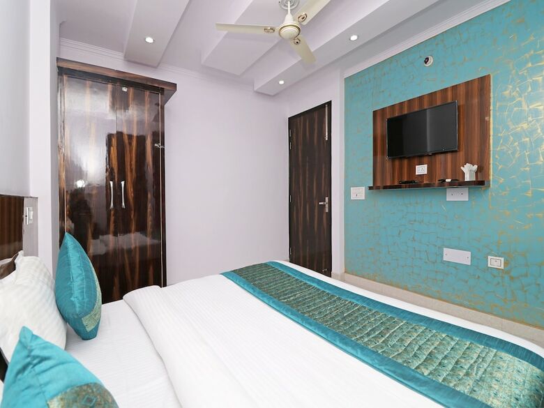 Oyo 12348 Hotel Aerosky Residency