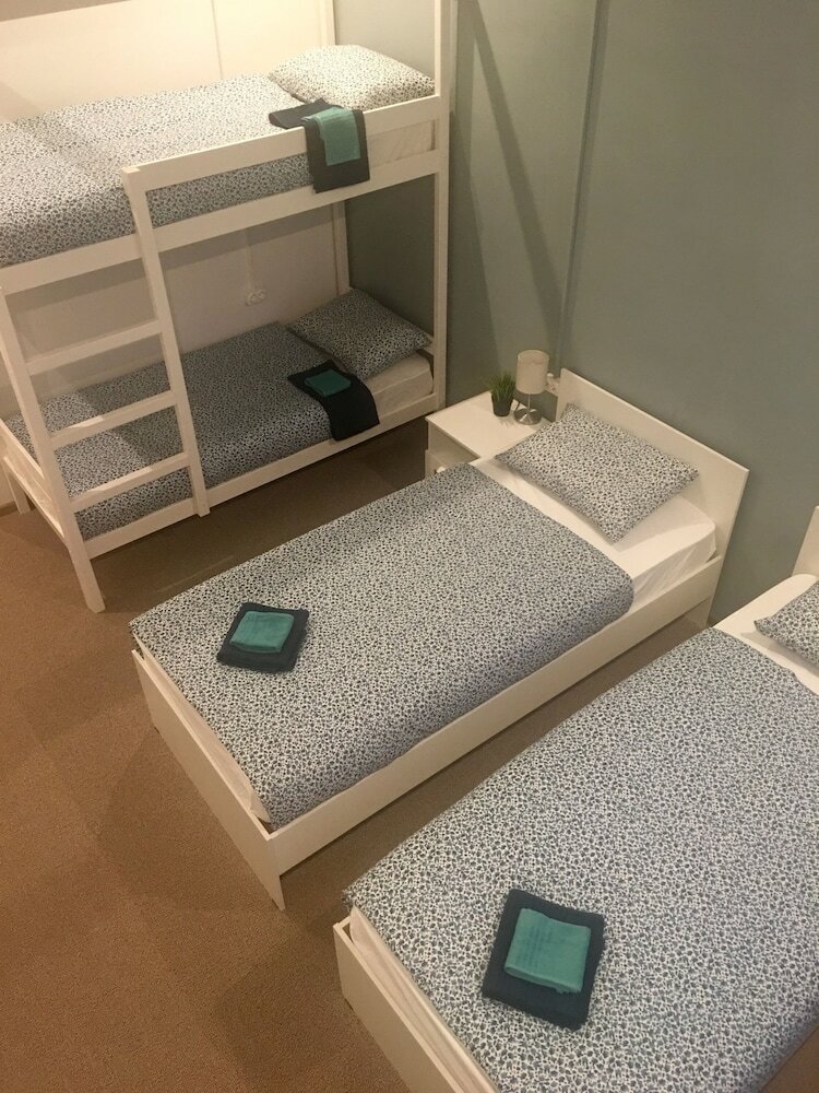 Hostal Chekhov House Hostel & Hotel