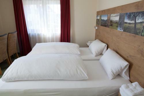 Hostal Landgasthof R�hrberger Hof
