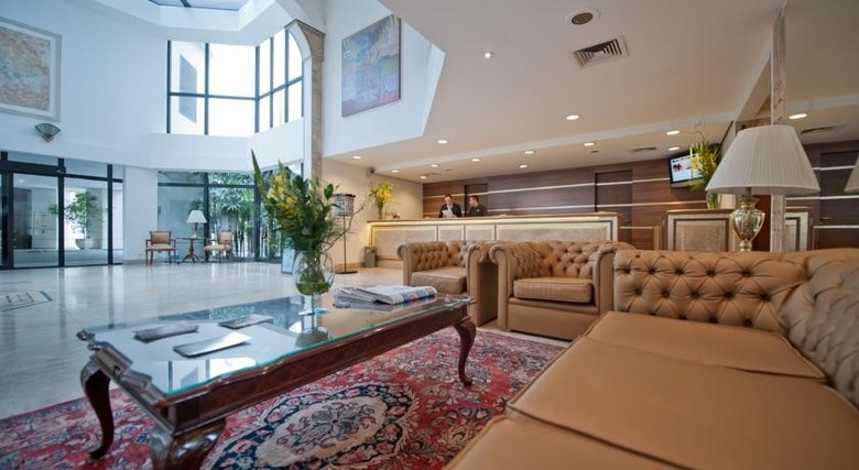 Hb Hotels Ninety