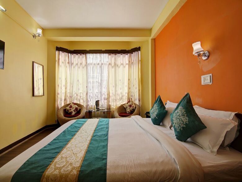 Oyo 13638 Choice Hotel