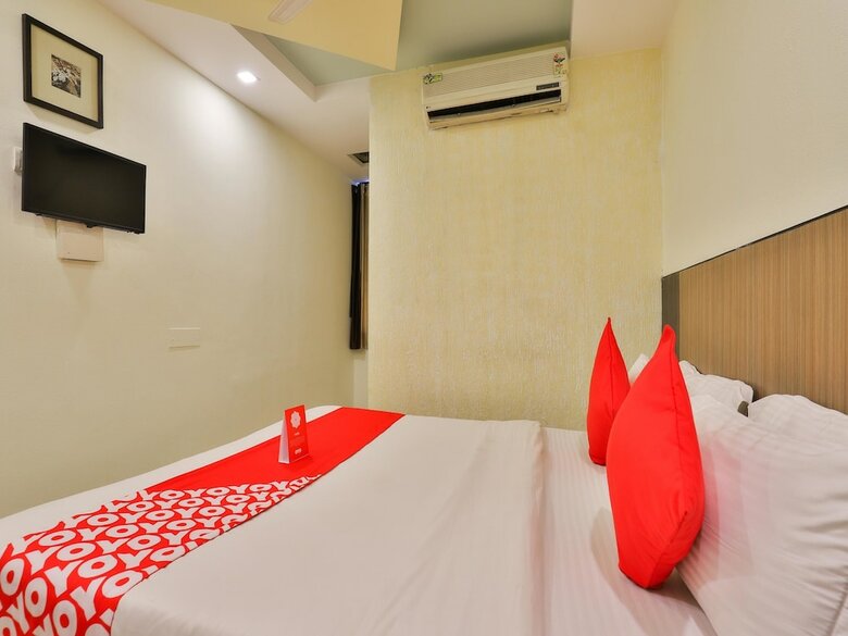 Oyo 13398 Hotel Relish