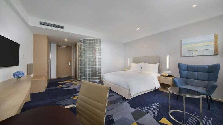 Hotel Holiday Inn Express Qingdao West Coast