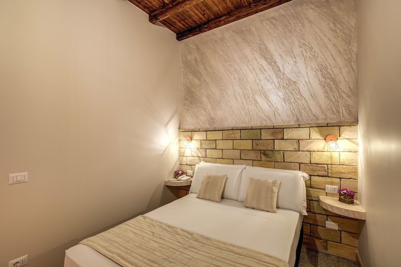 Hotel Colosseo Accomodation Room Guest House