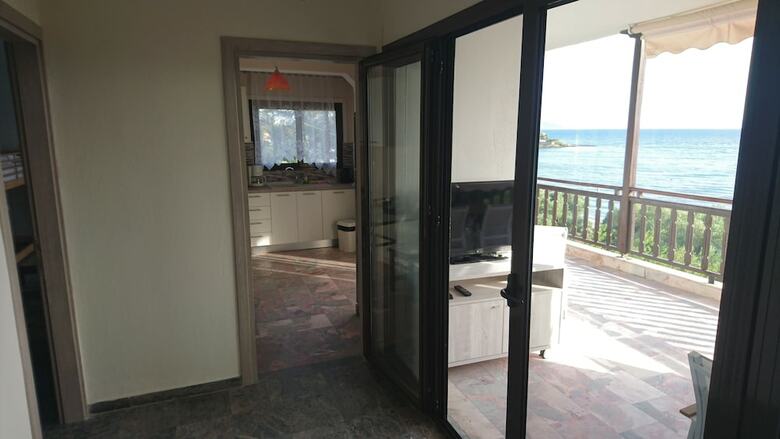 Apartamentos Elia House A Quiet Seaside Place