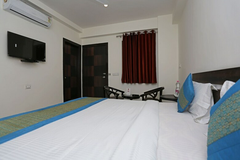 Hotel Sky View