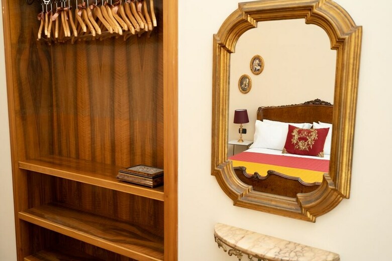 Bed & Breakfast Moon Luxury Rooms & Apartments