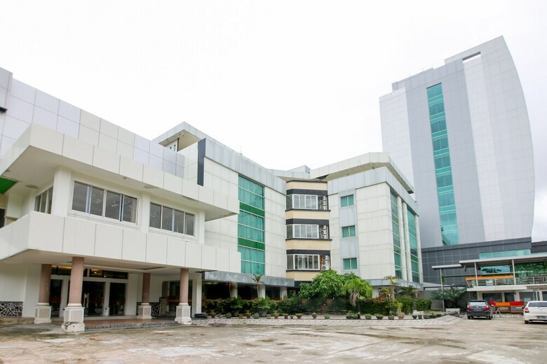 Hotel Airy Mandonga Edi Sabara 9 Kendari